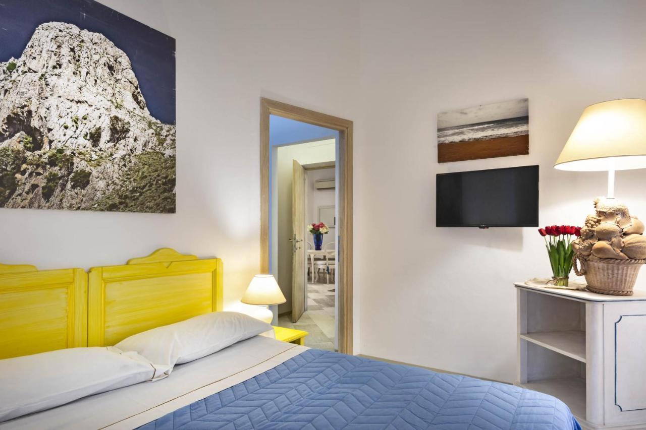 Iconic Luxury Suites Abbiadori Kültér fotó
