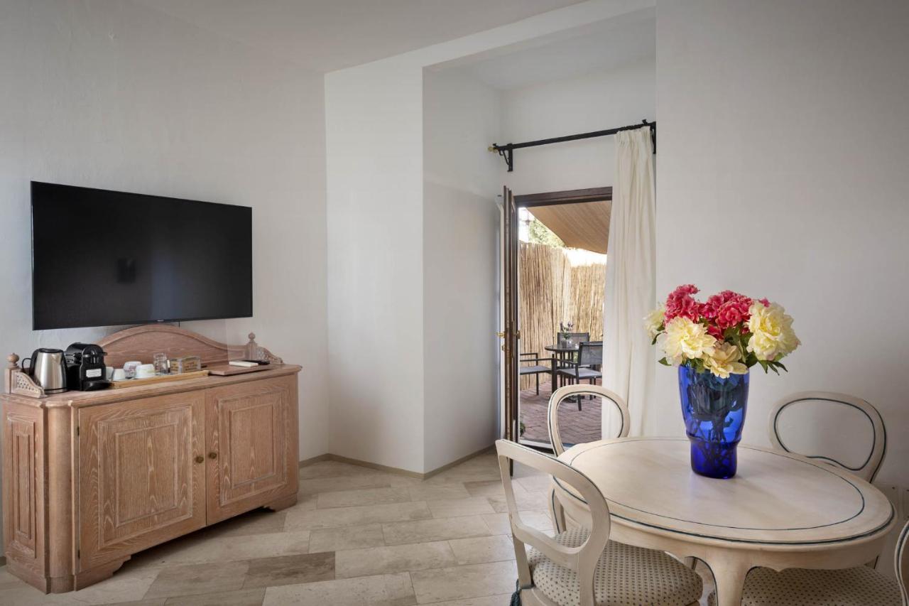 Iconic Luxury Suites Abbiadori Kültér fotó